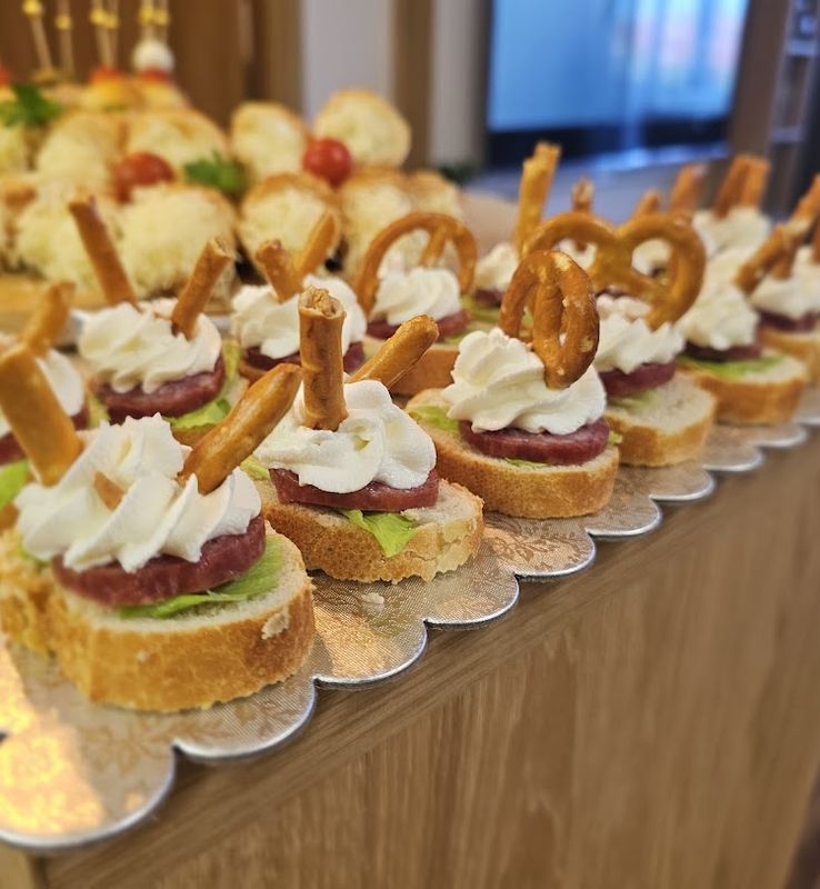 Torta sa jagodama i čokoladom